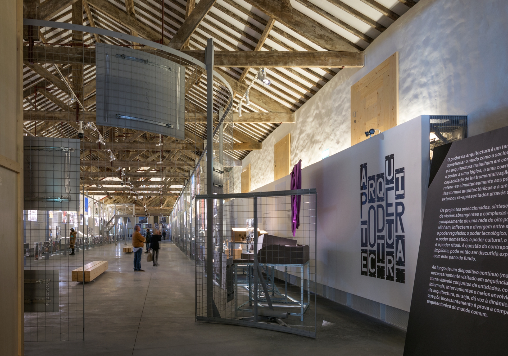 Power/Architecture Exhibition Image:2 dobra-PAexpo_01