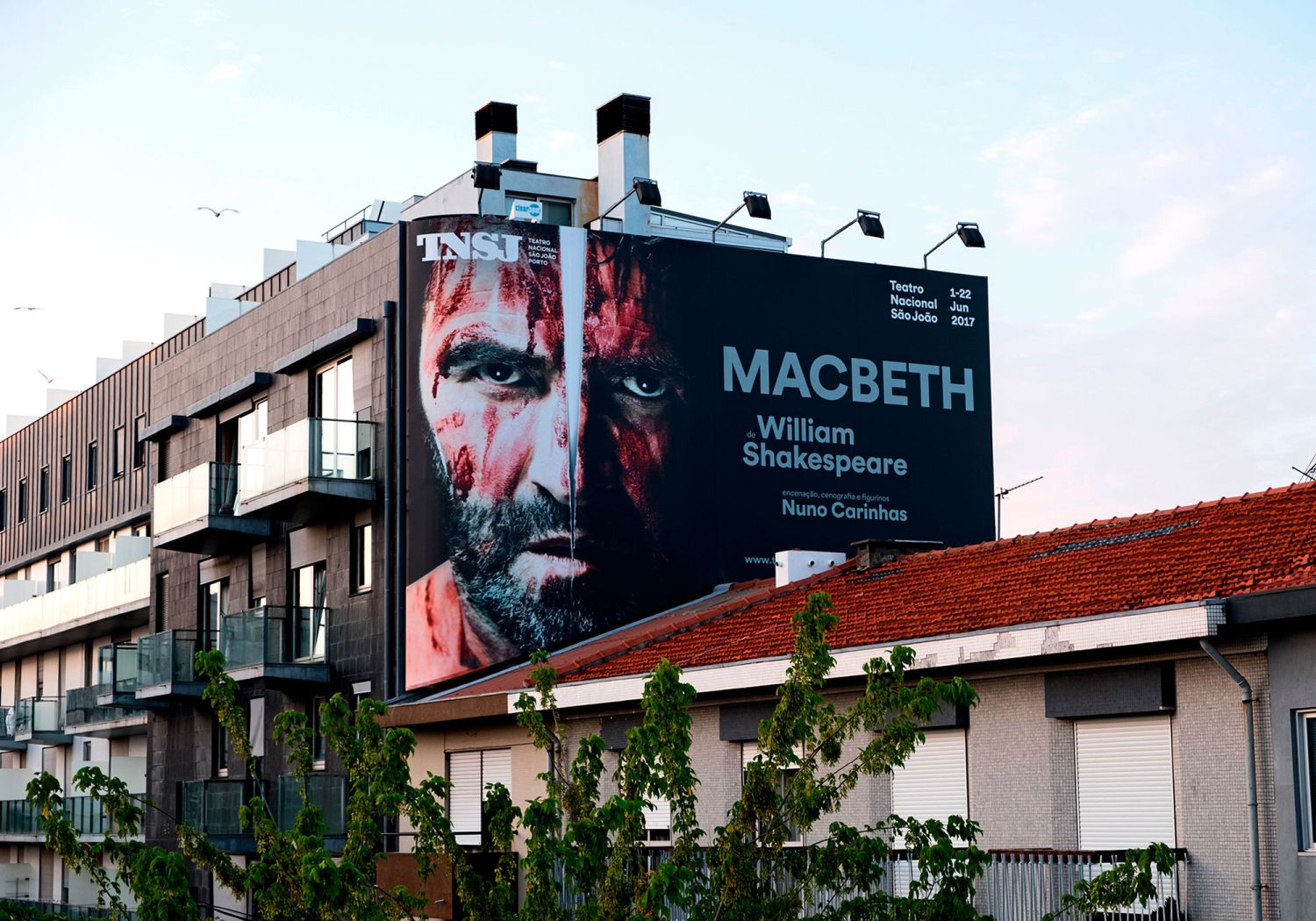 São João National Theatre Posters 2017-2018 Image:7 dobra-tnsj-Macbeth-01